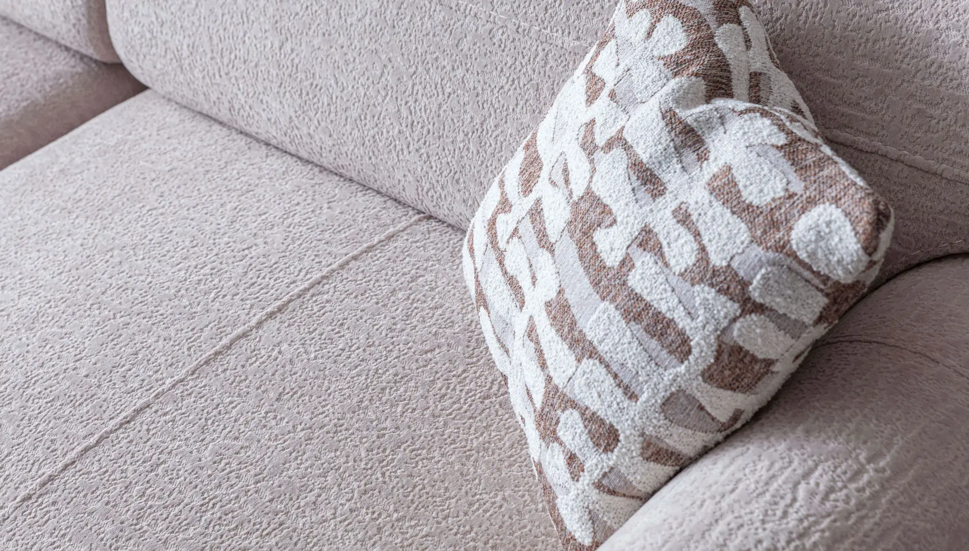 912d026c-857d-4f22-92a0-afd43c81c2ab