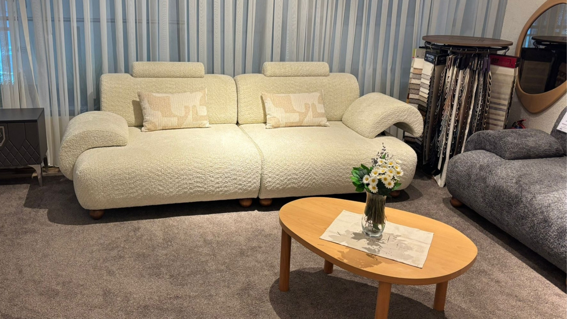 FLY KOLTUK TK OUTLET (1)